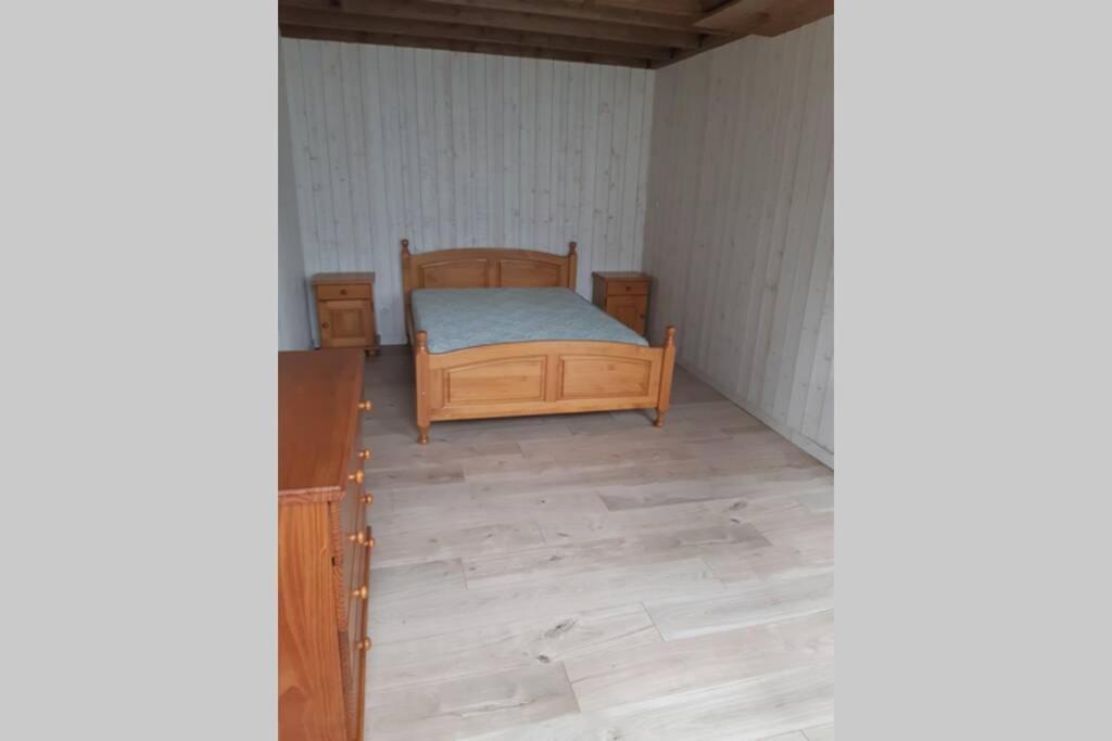 Gite, Maison A La Campagne Ardennes, Aisne,Marne Le Thour Esterno foto